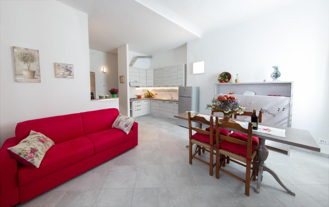 Lo Sdrucciolo Apartamento *